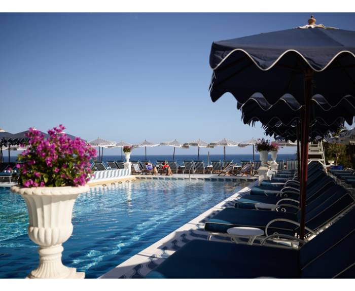 Mongibello sube a 5 estrellas en Santa Eulalia