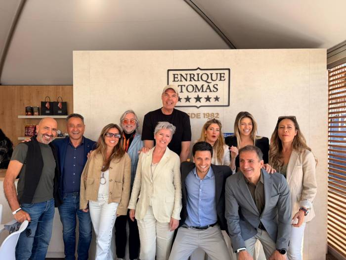 Enrique Tomás refuerza su presencia en el Godó 2026