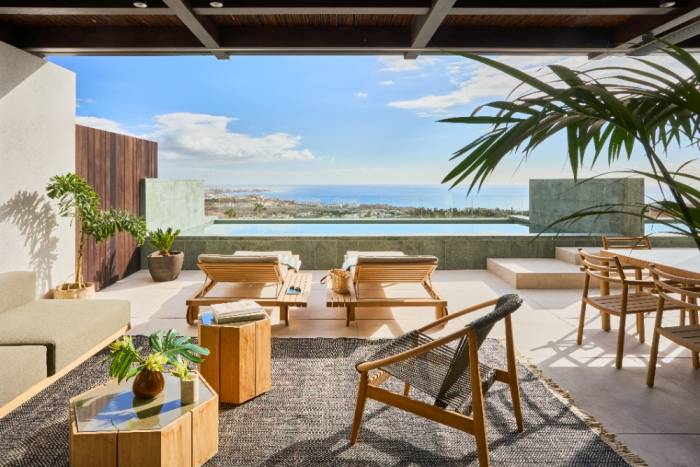 Royal Hideaway Corales Villas gana el premio al mejor hotel de costa de España