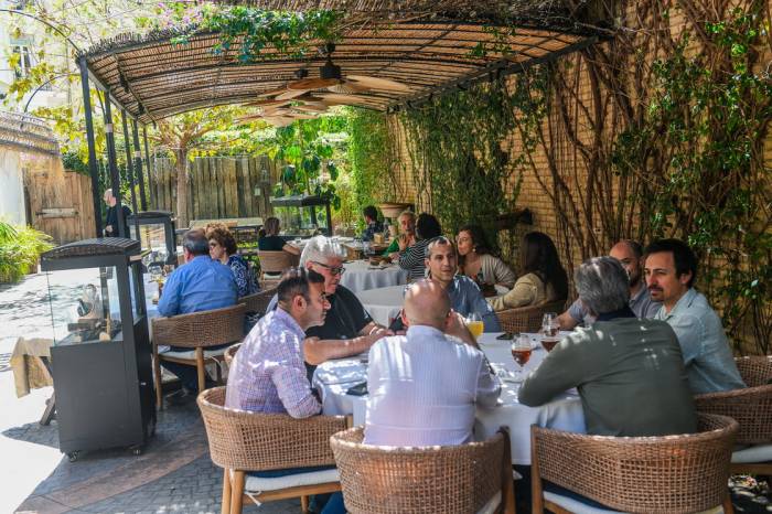 València celebra la primavera con gastronomía, arte y deporte en abril