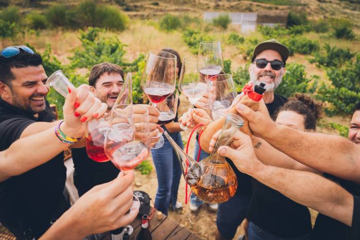 San Martín de Unx inicia una vendimia adelantada quince días con uvas de gran calidad