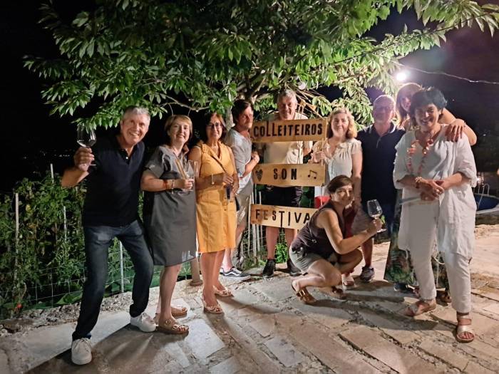 Ribadavia reúne a cerca de 30 colleiteiros en una gran cita del vino del Ribeiro