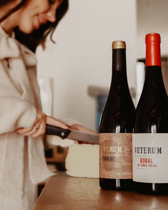 Coviñas lleva sus marcas históricas a una vendimia marcada por el año del vino en Requena