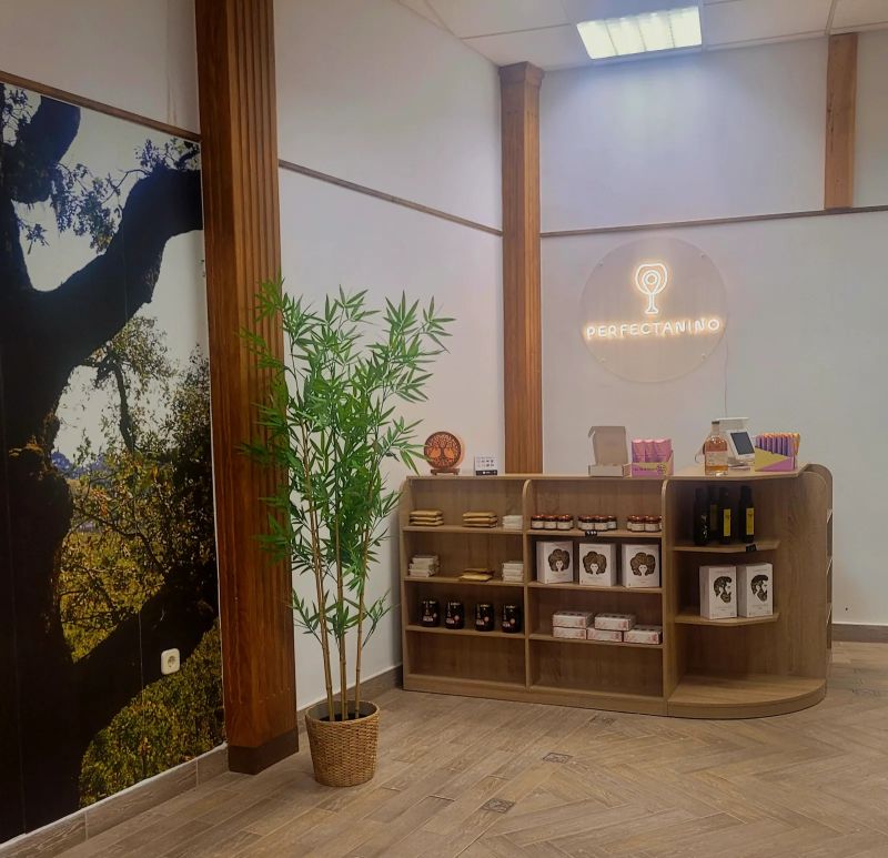 Perfectanino abre en Miraflores de la Sierra con catas temáticas de vino por regiones