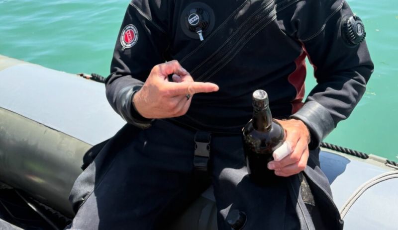 Scientists analyze a Guinness bottle recovered from an 1864 shipwreck for clues to recreate the stout.