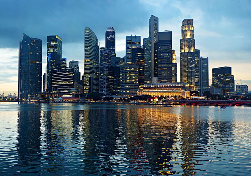 El espumoso rebasa al vino tranquilo en el valor importado de Singapur
