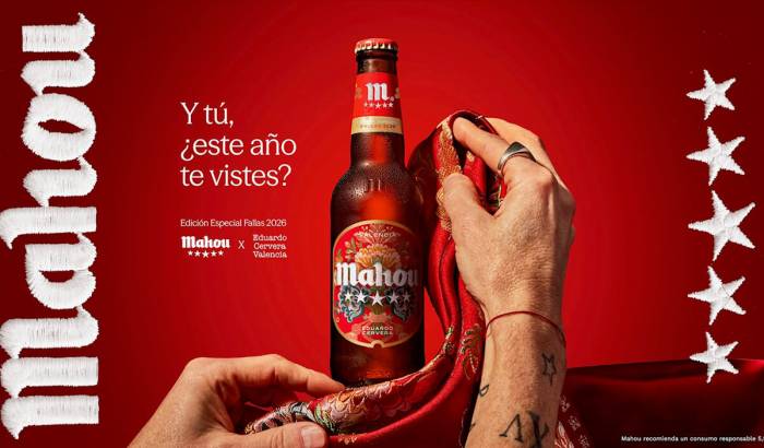 Mahou viste su cerveza de Fallas con una edición especial inspirada en el arte textil valenciano