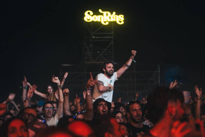 SonRías Baixas presenta su cartel completo y refuerza su impacto económico con 3,1 millones de euros en 2025