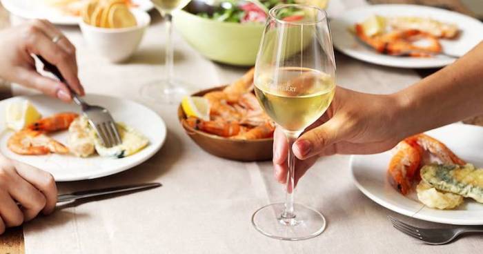 El vino andaluz busca en Brasil e India su salvavidas ante la caída del consumo y los aranceles