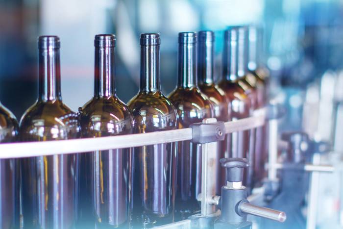 Las exportaciones de vino aragonés caen un 10% pese al repunte del espumoso y la diversificación de mercados