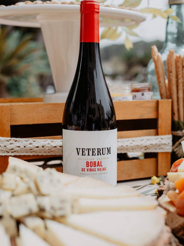 Coviñas lleva sus vinos y cavas a la XXXI Muestra del Embutido Artesano de Requena