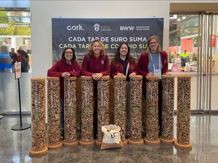 El corcho natural gana terreno en el vino y la construcción sostenible