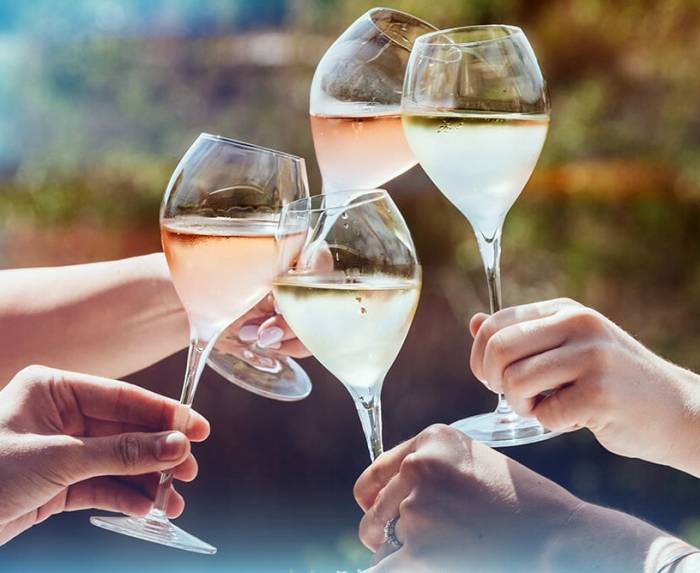 La Unión Europea unifica el grado alcohólico mínimo del cava y regula nuevas categorías de brandy de Jerez