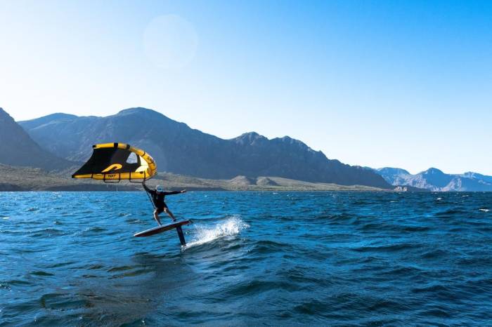 Foil Baja California Sur 2026 reúne a deportistas en una travesía de más de 200 kilómetros