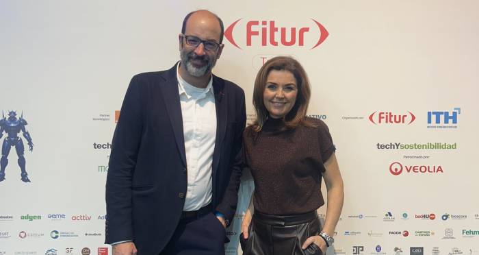 El turismo mundial alcanza 1.500 millones de viajeros y debate en FITUR el papel real de la IA