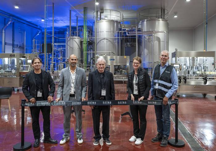 Valencia Facility Targets 16 Million Liters of No- and Low-Alcohol Wine Annually With Advanced Aroma Recovery
