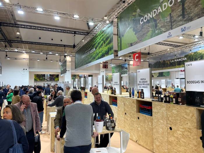 Los vinos del Condado de Huelva refuerzan su presencia en Barcelona Wine Week y Madrid Fusión