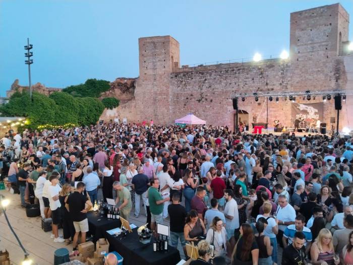 El Tardeo con la DO reunirá a 18 bodegas en el Castillo de Requena