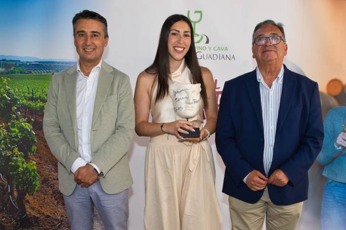 Miriam Moreno Bañón recibe el primer Premio Nacional de Periodismo de Ribera del Guadiana