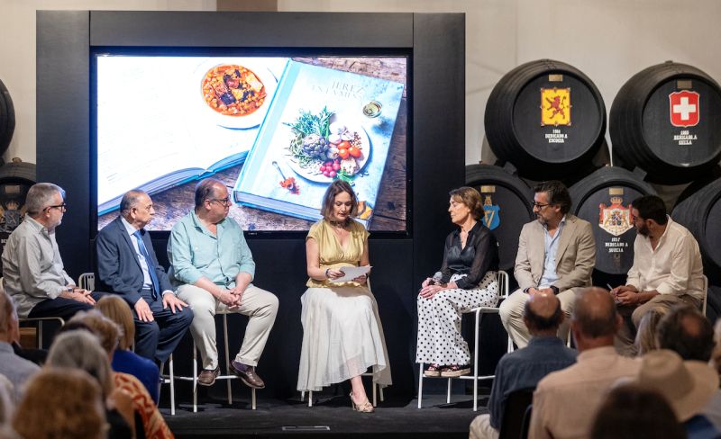 Jerez convierte su capitalidad gastronómica en un libro llamado a perdurar