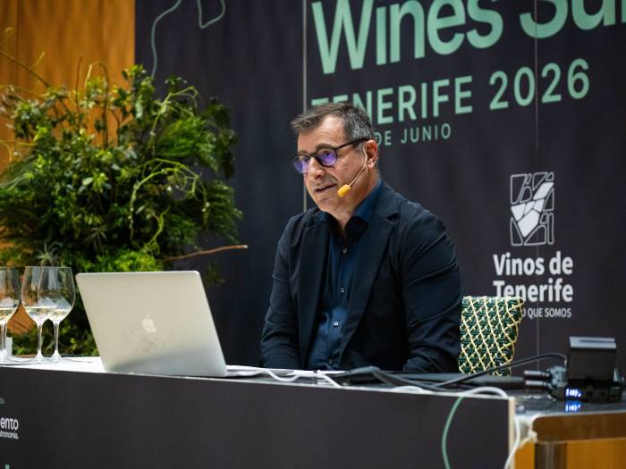 Josep Roca abre en Tenerife una cata de islas con ocho vinos singulares