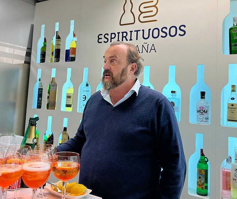 Las exportaciones de bebidas espirituosas baten récord y ya absorben casi la mitad de la producción española