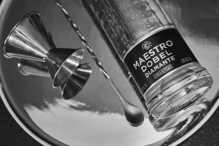 Maestro Dobel entra en BLESS Ibiza The Site con presencia propia en Cloud 9