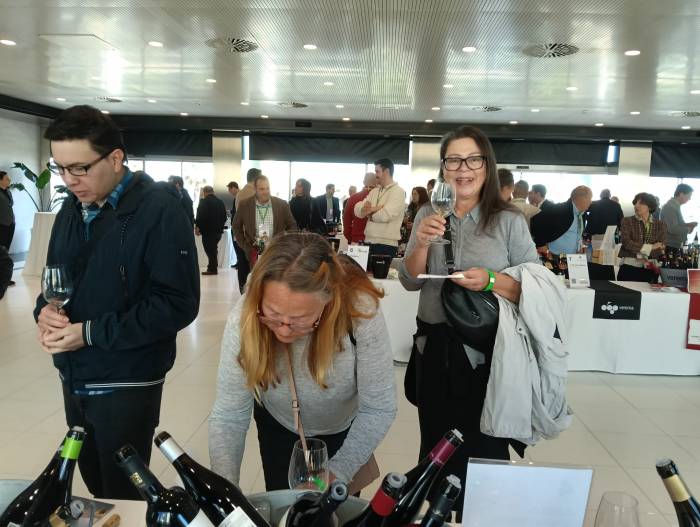 La D.O. Valdeorras refuerza vínculos en Verema Valencia y recibe el Premio al Mejor Consejo Regulador de 2025