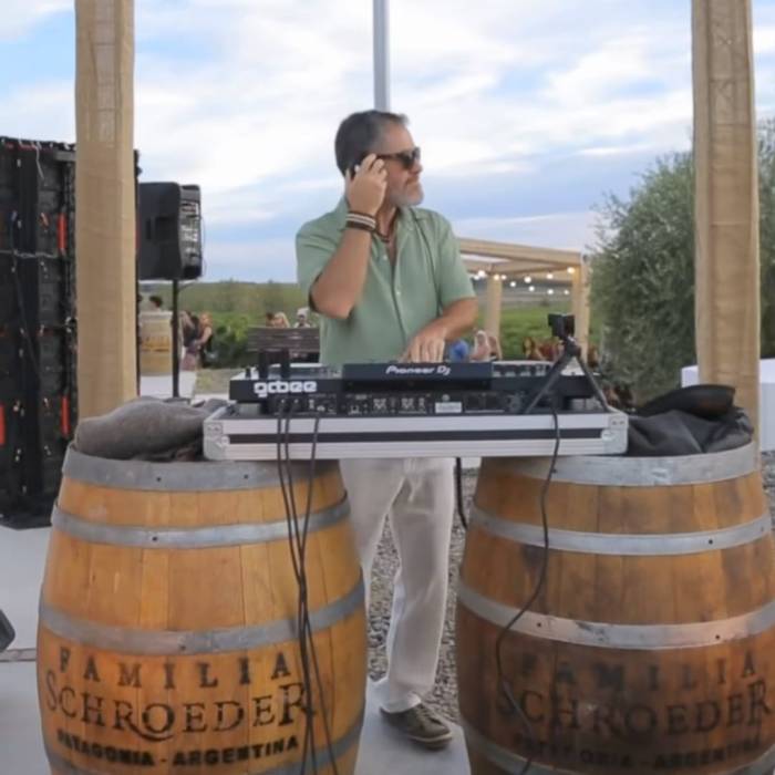 La Vendimia Neuquina celebra su sexta edición en la Patagonia con música, vinos y gastronomía