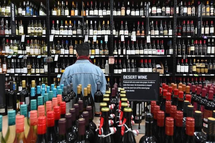 New York Wine and Liquor Stores Urge Governor Hochul to Block Supermarket Wine Sales Bill