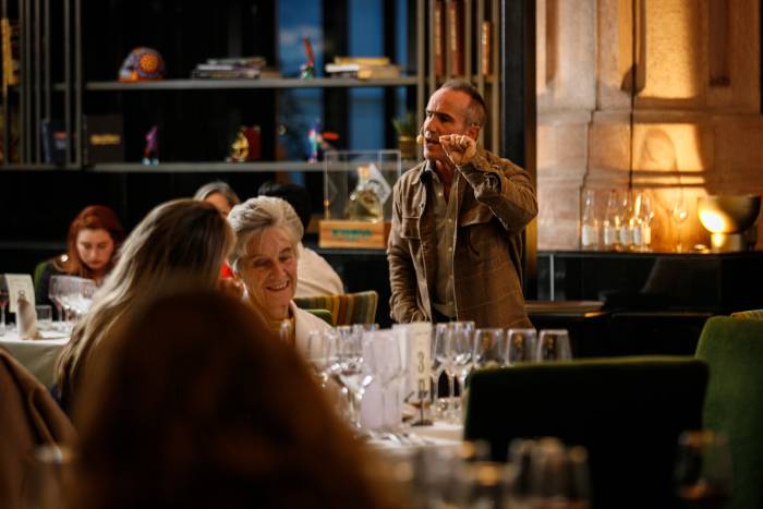 Kypros refuerza la experiencia sensorial en las Cenas Históricas de Food & Travel