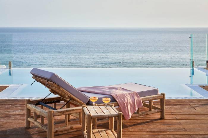 Daia Slow Beach Hotel Conil reabre con talleres de artesanía y gastronomía local