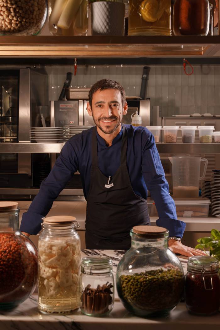 Nota Blu New Brasserie presenta el menú Herencia como homenaje a la mujer en el Día Internacional de la Mujer