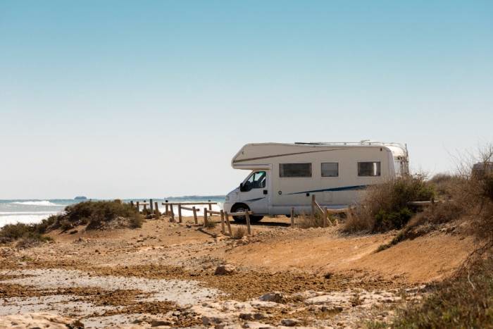 Los españoles reservan sus viajes en autocaravana con 15 semanas de antelación y eligen Europa en el 77% de los casos