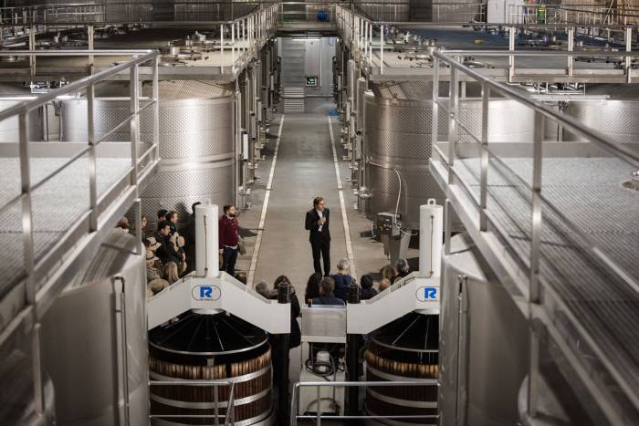 Bodegas HABLA presenta nuevas experiencias de enoturismo para Semana Santa