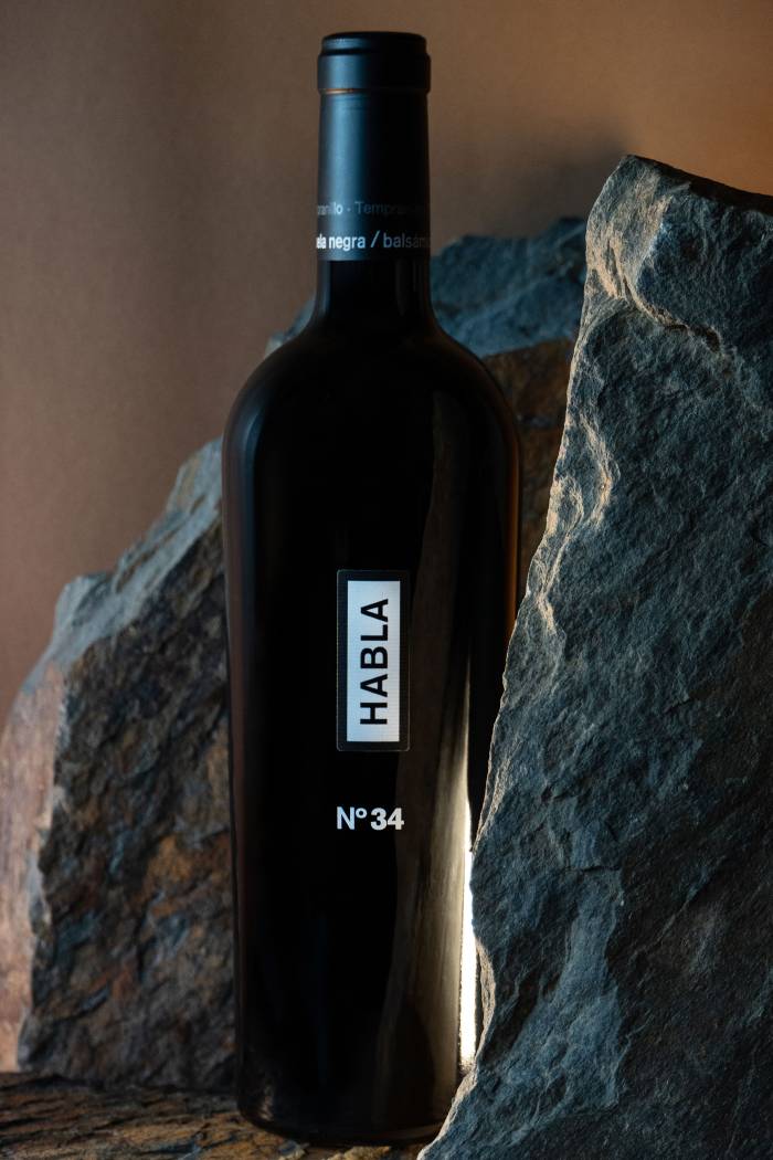 Bodegas Habla presenta su selección de regalos para el Día del Padre con experiencias y vinos exclusivos