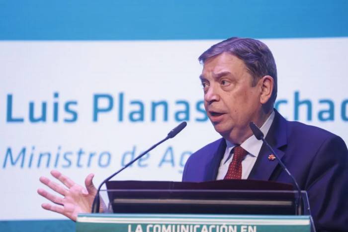 El Gobierno prevé un impacto limitado del conflicto en Oriente Medio sobre la economía española