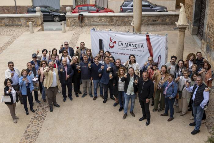 La Mancha brinda en Madridejos por el enoturismo y las denominaciones de origen
