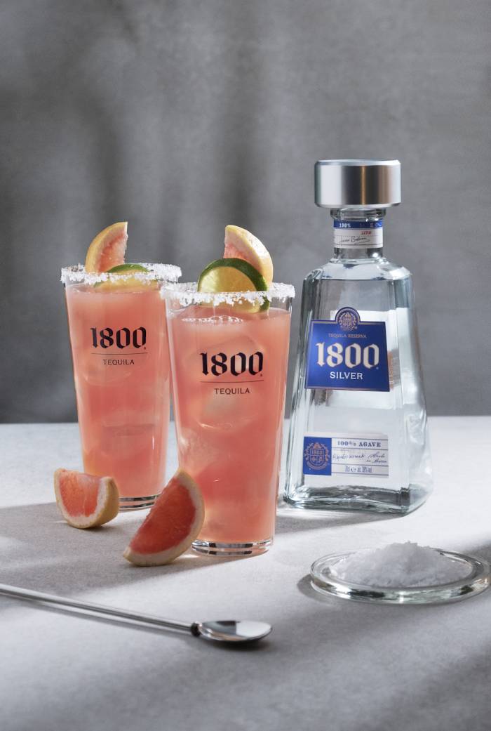 1800 Tequila impulsa su Paloma para el 22 de mayo