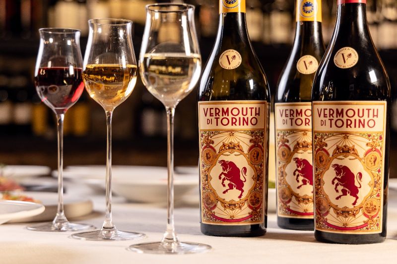 Vermouth di Torino Pushes a Busy May Campaign