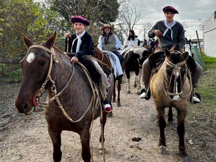 Saladillo Norte celebra su séptimo aniversario con kiwi, tradición y turismo rural