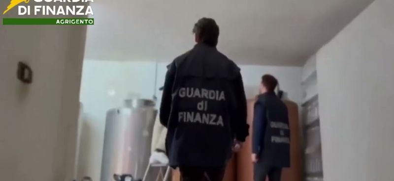 Italian Police Shut Down Illegal Winery in Agrigento