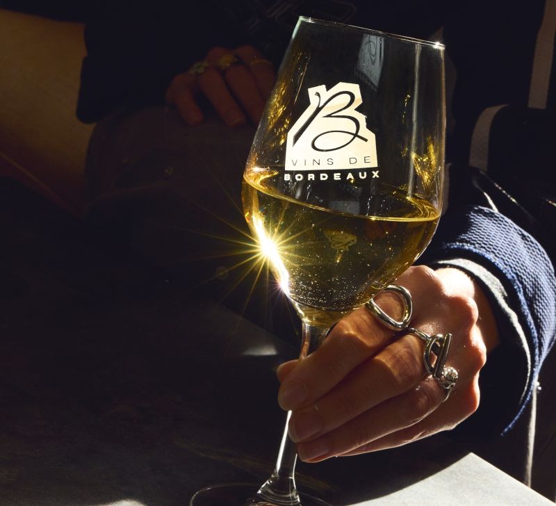 Burdeos acelera su reinvención con el crémant como gran motor