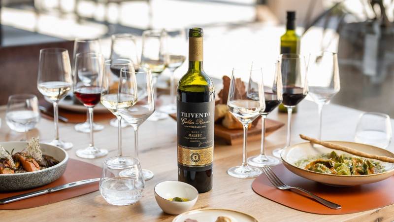 Trivento centra su boletín en el vínculo entre sus vinos y la mesa