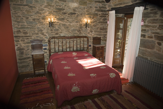 dormitorio-rojo.jpg