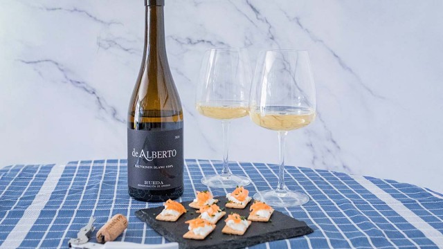 de-alberto-sauvignon-blanc-lifestyle.jpg