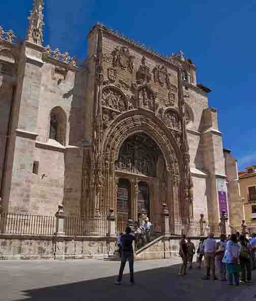 03-iglesiadesantamaria.jpg