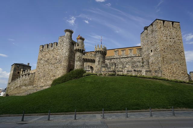 ponferrada-castillotemplario.jpg