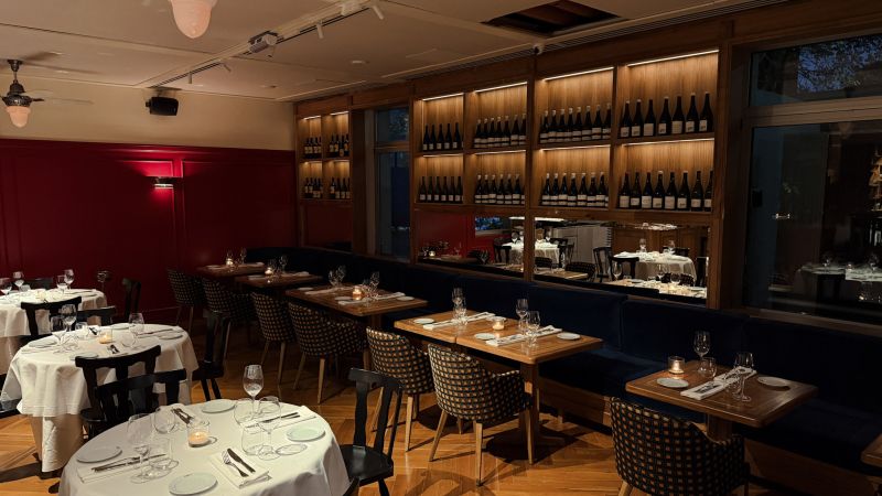 Aldo's vuelve a casa: cocina, vino y una mesa en movimiento