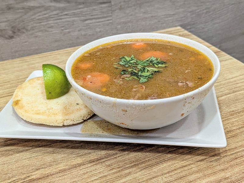 Sopa de res